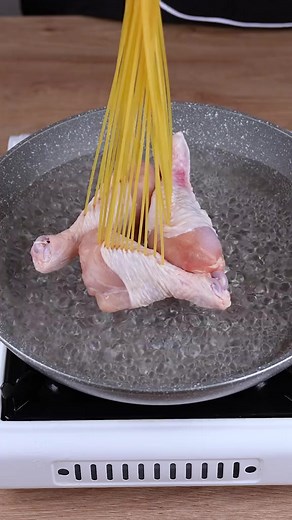 I learned this with a friend from Italy, now I only make this classic Italian chicken #cooking #Recipe #EasyRecipe #quickrecipes #cook #chicken #dinner #viral #viraltiktok | Thatreecipeus