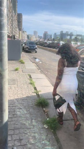 Ísis de Almeida (@isisdealmeida080)’s videos with som original - Angelina 💜💜