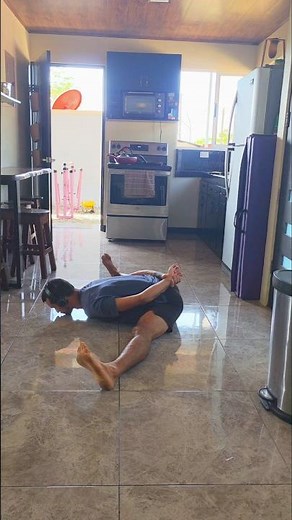 How to ACTUALLY Straddle Stretch