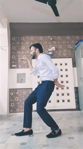 Robot Breakdance head bubble #shorts #dance #viral #trending #youtubeshorts