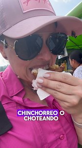 Las ríguas son un platillo tradicional de El Salvador, hecho principalmente de maíz fresco o tierno rallado. Se preparan como una especie de tortita o panqueque que se cocina en una plancha o sartén, a menudo envueltas en hojas de plátano. Su sabor es dulce y suelen servirse con crema y queso. Las ríguas son un ejemplo de cómo el maíz, un ingrediente básico en la gastronomía salvadoreña. Aunque se parecen a las arepas o tortillas de otros países, las ríguas tienen una textura más suave debido al