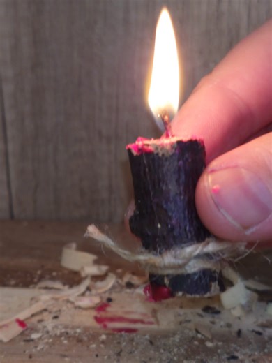 Making a Primitive Candle from Natural Materials