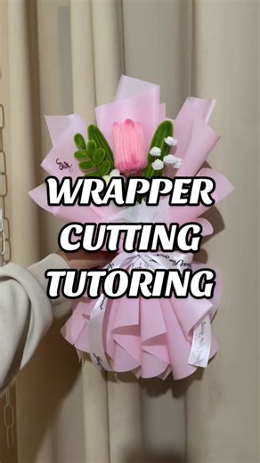 Tutorial sa Pagtupi ng Wrapper para sa Tulip na Bouquet
