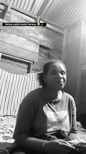 25K views · 1.1K reactions | Cover Lagu  Selamatkan natal mama & Papa.懶 | Jova Nauw | Facebook