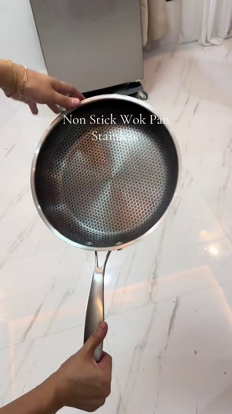Non Stick Wok Pan: A Cooking Tool