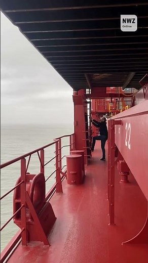 Zu Besuch auf einem der größten Containerschiffe der Welt