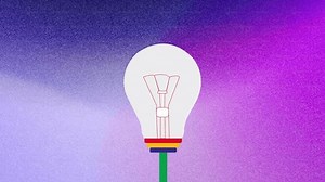 「電球は燃えている間に破裂する。背景に爆発電球。」の動画素材（ロイヤリティフリー）3784261279 | Shutterstock