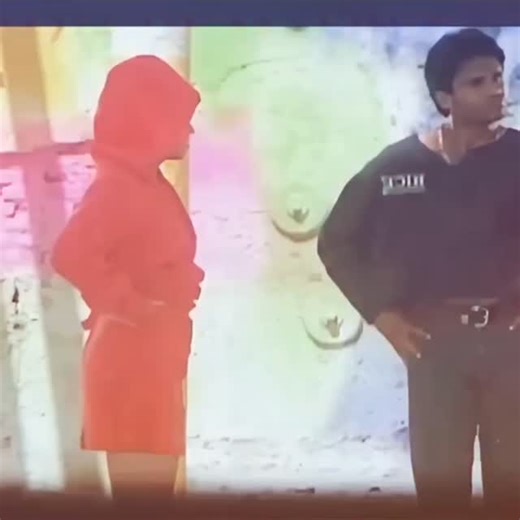 sadabahar on Instagram: "Hello Hello Bolke ❤️❤️❤️( Aakrosh 1998)"