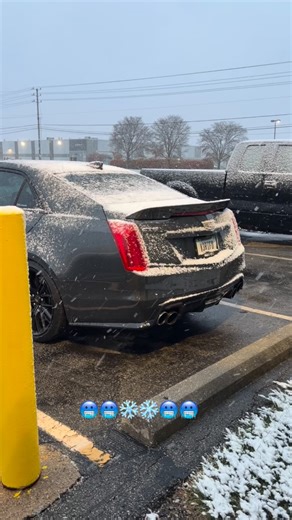 Lil cold start….🥶🥶🥶🥶 #winter #snowfall❄️ #snow #coldday❄️ #coldstart #supercharged #carsofinstagram #horsepower #1000hp #thesupercarsquad #supercarsdaily #cargram #carsofinstagram #carswithoutlimits #magnusonsuperchargers #ctsv #viralvideo #v3 | Jamala Srt