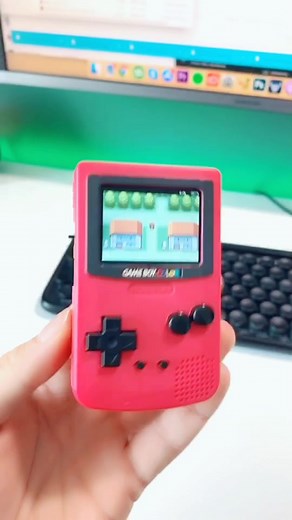 A look at a Mini Gameboy Color 😍 #pokemon #retrogaming #nintendo #gameboy #gameboycolor #retrododo