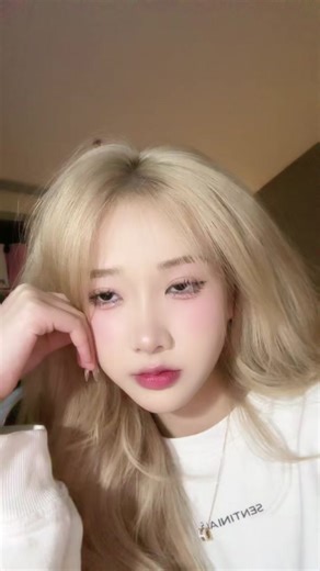 Ha Linh Official - Nguyen Dieu Linh Doing Breast Surgery