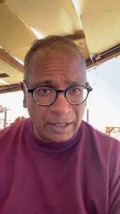 🌟 Understanding Menopause: The Role of AMH 🌟 Did you know that the Anti-Müllerian Hormone (AMH) can provide insights into your ovarian reserve and the timing of menopause? 📊 Women with lower AMH levels often experience menopause earlier, while those with higher levels may reach it later. While this blood test is a powerful clue in predicting menopause and can help identify women at higher risk for early menopause or ovarian damage, it’s important to remember that it cannot predict an exact ag