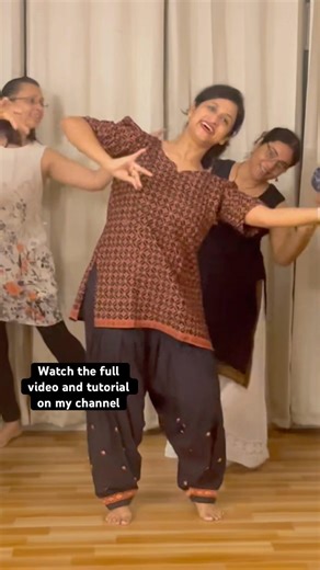 Dance on Ghar More Pardesiya… Full dance and tutorial on my channel.. #semiclassical #dance