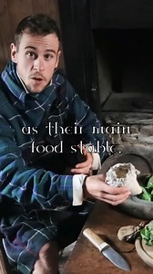 Highlander Survival Food- Oatmeal & Oatcakes. Here is a wee short from one of my old videos discussing oatmeal and how to make oatcakes. Watch full video over on the "Fandabi Dozi" channel (link in bio) #highlander #food #history #scotland #oatcakes #cooking #survival #livinginghistory #fandabidozi #rations #traditionalcooking #cooking | Fandabi Dozi Wilderness Adventures