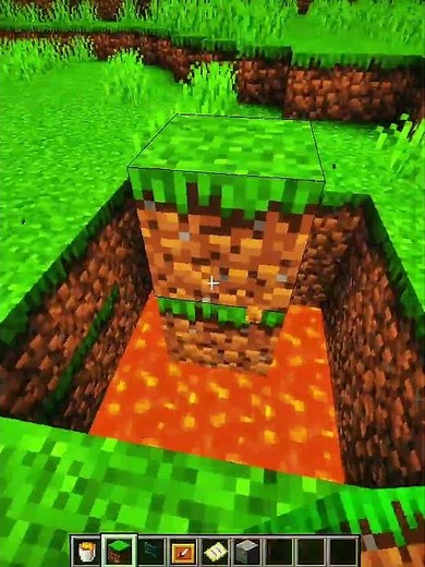 Minecraft Grass Lava Trap Moment ☠️ #minecraftshorts #minecraft #minecrafttraps #viralshorts