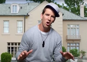 This supercut of of Eli Manning's best off-field moments will hit you right in the emotional bread basket