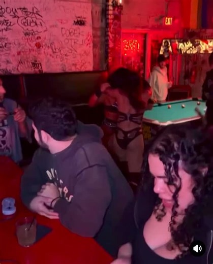 20 reactions | Mientras tanto en CCW…  ¡Caos total en Las Rosas! Nikki Blackheart y Kristin Blaze se fueron a los golpes por todo el recinto esta noche, desatando un verdadero Rose Pit Rampage  ¡La rivalidad explotó sin control! #CCW #RosePitRampage #NikkiBlackheart #KristinBlaze #LuchaFemenina Brawl @nikkiblackheart @kristinblaze_ @ccwtrainingfacility @ccwalivetv @montesinopr | Wrestling Empire PR | Facebook