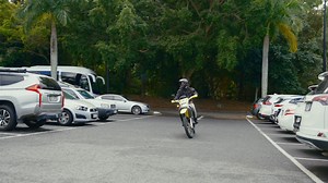 18K views · 29 reactions | Proper braking isn’t just about stopping — it’s about control. Learn the right way to apply your motorcycle brake levers for smoother, safer rides! For more info on Bendix Moto brake products, visit https://www.bendixmoto.com.au | BendixMoto | Facebook