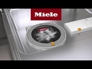 AutoDos: Wie lege ich die PowerDisk bei meinem Geschirrspüler ein? | Miele