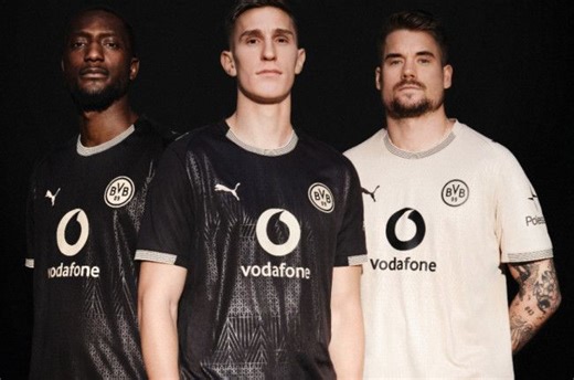 100 Years of BVB history in a kit!