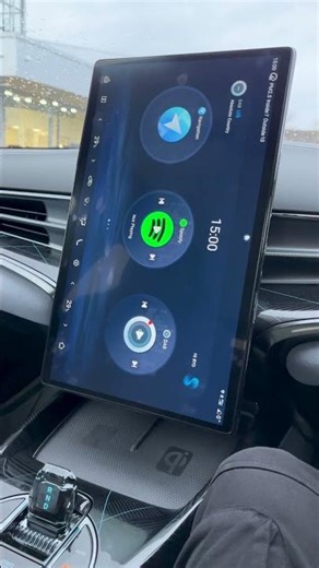 Peoples BYD Seal - POV rotating screen