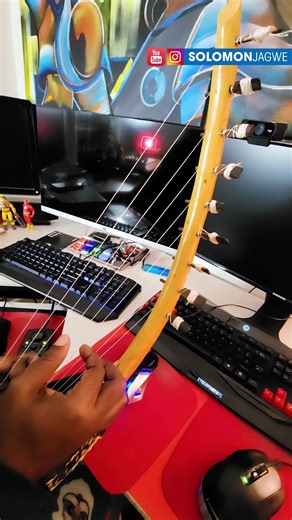 Adungu Beautiful Ugandan Instrument | Learning How to Play the Adungu | African Harp #shorts