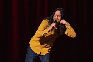 Stream It Or Skip It: ‘Sheng Wang: Sweet & Juicy’ On Netflix, A Laid-Back Comedian Leans Into His Moment In The Spotlight