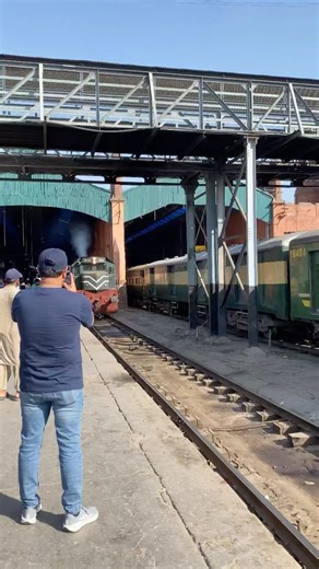 Angriest Train Driver Ever Caught on Camera 🚂🔥 #viral #angry #train #usa