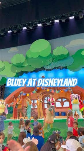 Bluey’s BEST Day Ever at Disneyland! 🐾✨ (You Have to See This)