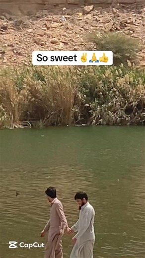 Sweet Gestures and Saudi Arabian Vibes