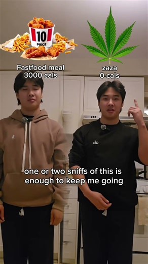 dont be the left guy so comment "count" to try the app! #food #tracking #calories #healthy #tips