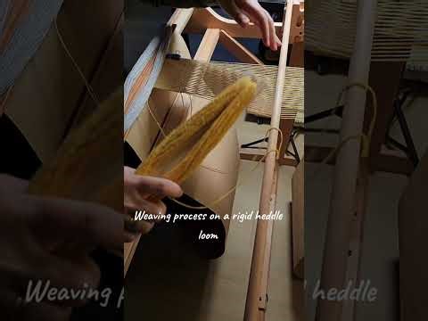houndstooth pattern weaving on a rigid heddle loom