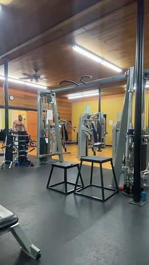 In Da Club | Michael Thom