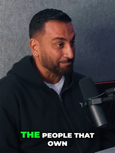 Simon's New Dubai Venture & Yannimize Cyprus Move #ukyoutubers #ukcarscene #yiannimize #expose #matarmstrong #markmccann #tomiauto #hypercar #markmccann64 #automotive #channel4 #crime