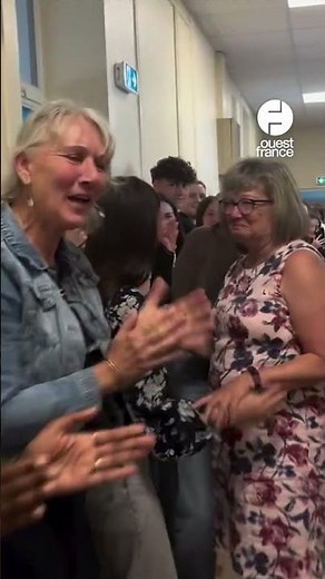 En Bretagne, elle reçoit une ovation pour son départ à la retraite