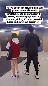 dulu waktu awal2 merantau boro2 mikirin lelaki yg di otak cm duit dan masa depan kluarga,,,,skrg kluarga sudah tidak se susah dulu tinggal mikir kebahagiaan sndri,,knp masih bnyk yg memganggap anu klu tkw pny pcr di luar negri 😬 #reelsviralシ #fyp2026 #fypvideoシ #reelsviral #fyp #trendingnih #tkwhongkong #fypvideo #trendingnow | Mia Sandra