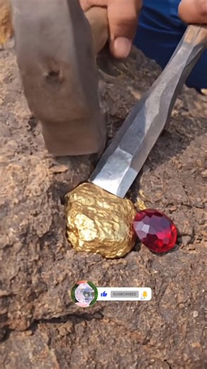 Bay Diamond Hunter Finds biggest Gold nugget Ruby warted Rock treasure hunt 💎 !