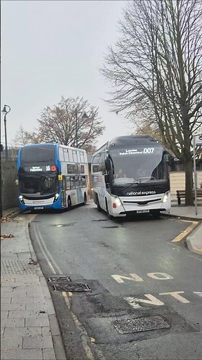 Stagecoach Bus 11553 & National Express (BF68 LCK) with flashes