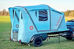 Urbanoïde dévoile une petite remorque de 240 kg qui se transforme en mini caravane