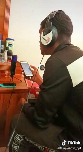 Temple Boys: In Studio and Playing with Oudtshoorn's Police Van