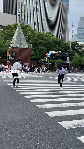 Gimbal run🏃💨 ⭐︎Special thanks Kana and Miu #videographer #cinematicvideo #portrait #behindthescenes #Gimbal