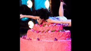 Top 10 Embarrassing Celebrity Moments Caught On Camera