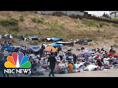 Humanitarian crisis grows at U.S. southern border