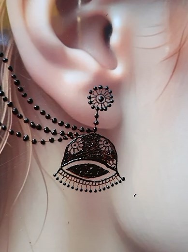 Stylish Jumka Mehndi Designs for Every Occasion