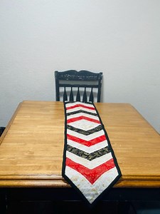 Quilted Winter Themed Table Runner - Etsy