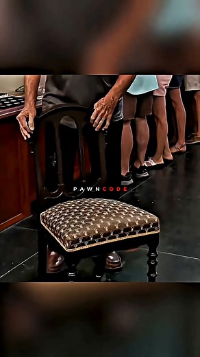 President Abraham Lincoln's Chair 勞 | Pawn Stars US | Pawn Code | Facebook