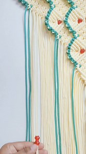 Macrame Inspiration ✨🩷 Diy Macrame 🧵 . . 🌼 “Every knot tells a story! Be inspired by this macramé wall hanging and create your own cozy haven. 🌿✨ Macrame Wall Hanging 🌸 Macrame Design Macrame Wall Decor Macrame Pattern Macrame Tutorial #macrame #macramewallhanging #macrametutorial #macramedesign #macrameinspiration #reels #explorereels #fypシ゚viralシ #facebookviral | Eashan Crafts