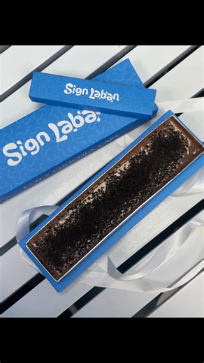 @captu.redbysana on Instagram: "Totally worth it🤤 . . . . . . . #trendingréels #viralreels❤️ #chocolate #sweets #chocolatelovers"