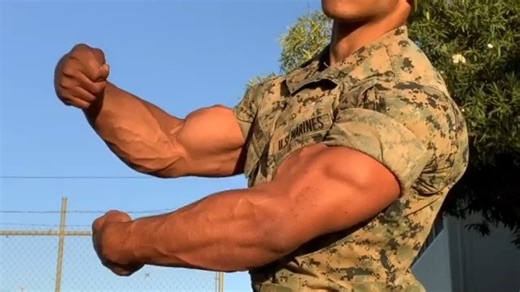 肌肉小狼狗 351