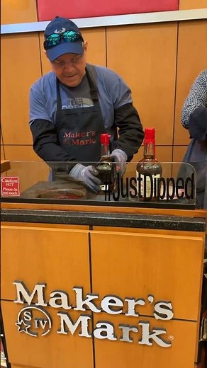 Dipping a Bottle in Maker’s Mark’s Famous Red Wax | Kentucky Bourbon Trail Experience 🥃